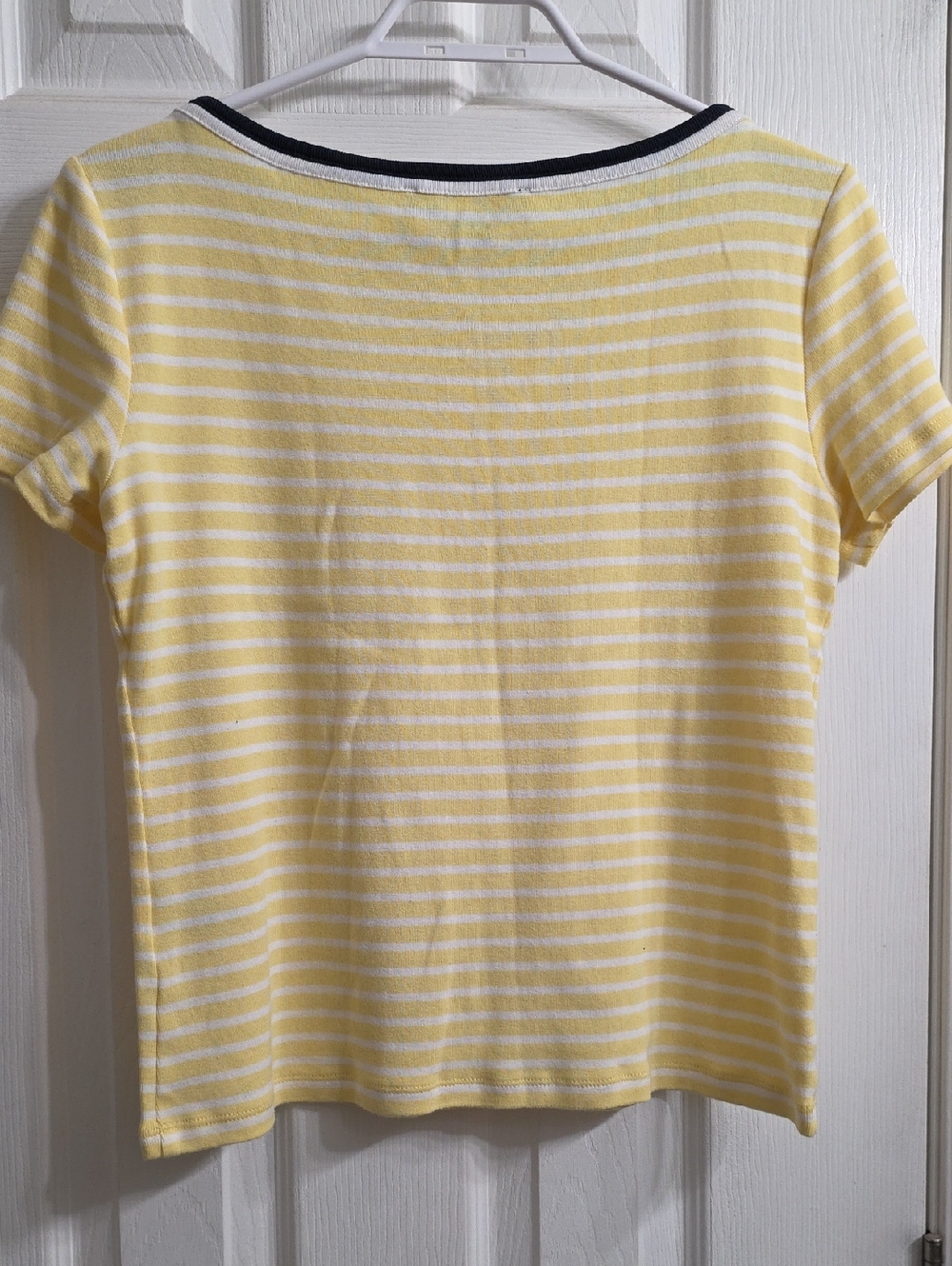 Tommy Hilfiger Yellow & White Striped Short Sleeve Top - Size M - Picture 4 of 7
